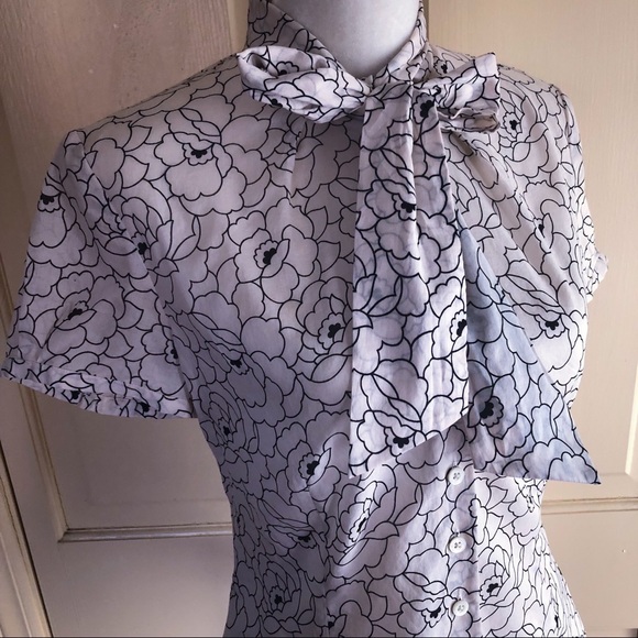 SOLD | Brooks Brothers | Floral Blouse - Picture 5 of 7